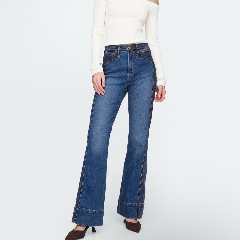 Gap Women’s High Rise '70s Flare Jeans - Picture 3 of 12